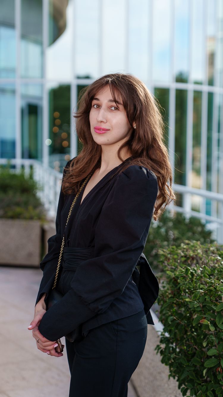 Karina Manuzina / karinamanuzina · photo 23