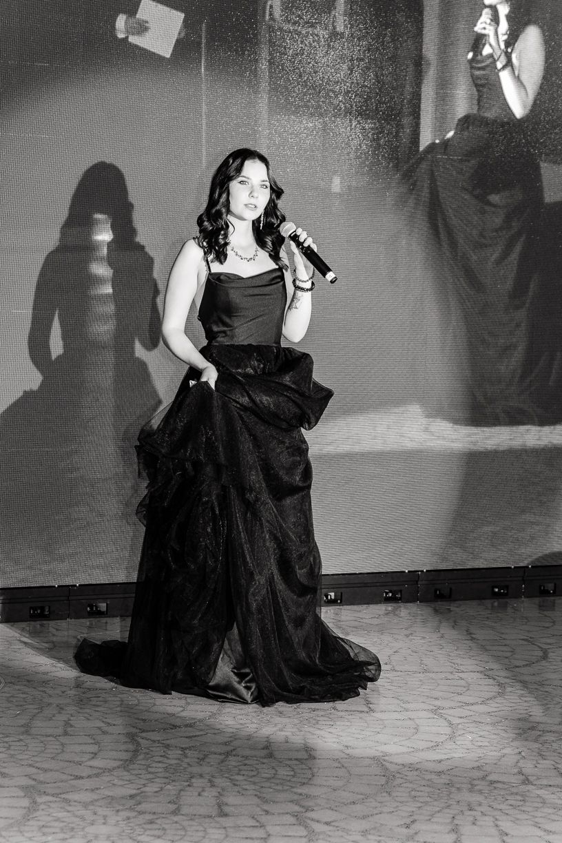 Karina Manuzina / karinamanuzina · photo 136
