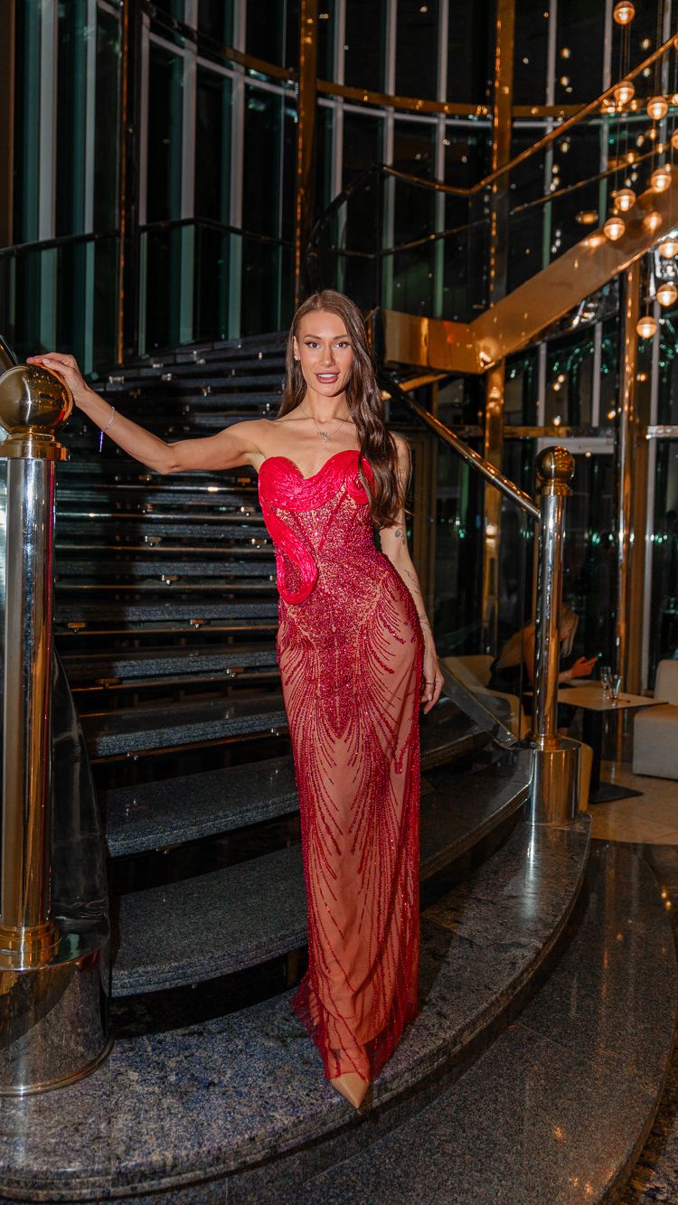 Karina Manuzina / karinamanuzina · photo 185