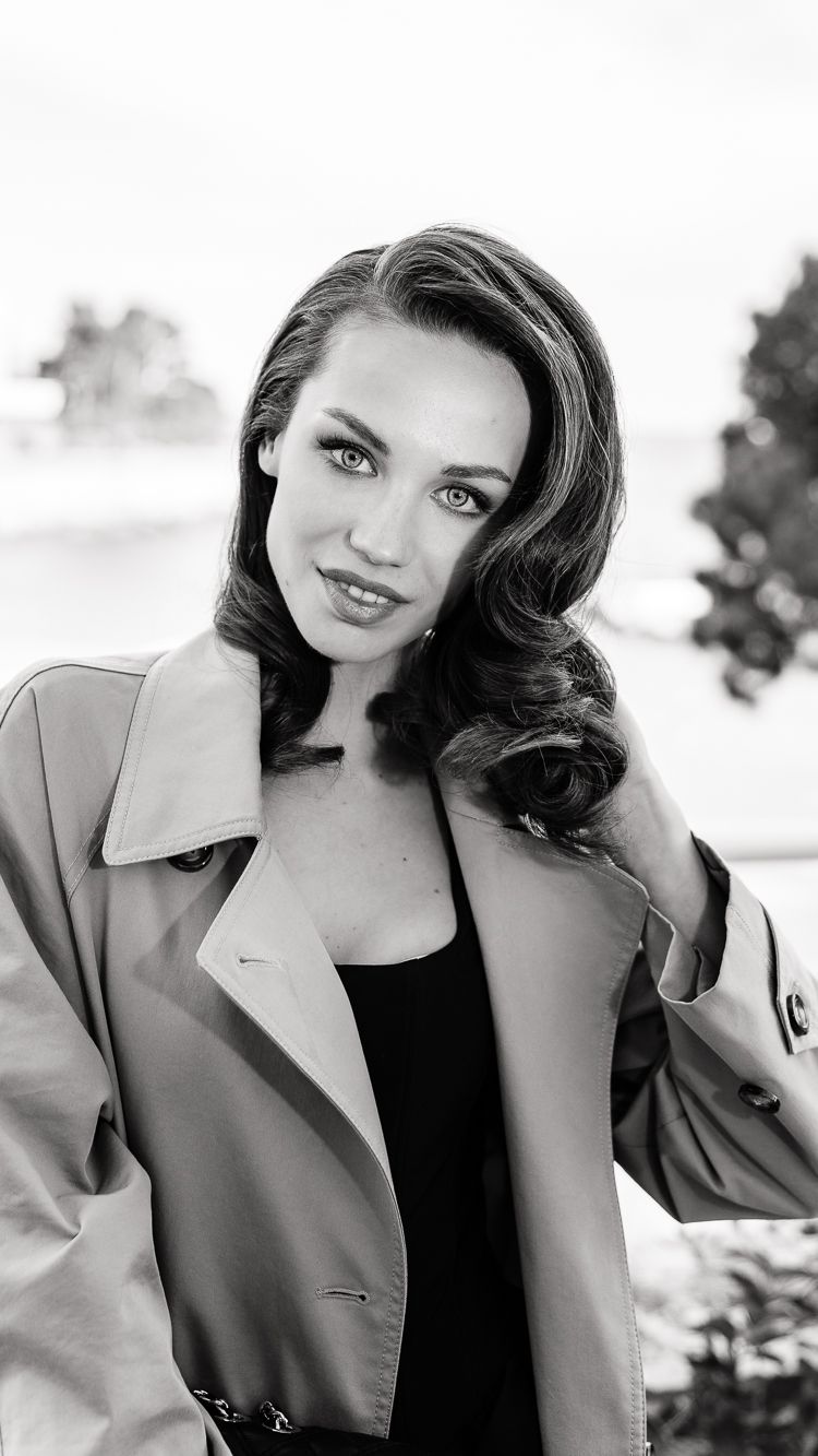 Karina Manuzina / karinamanuzina · photo 228