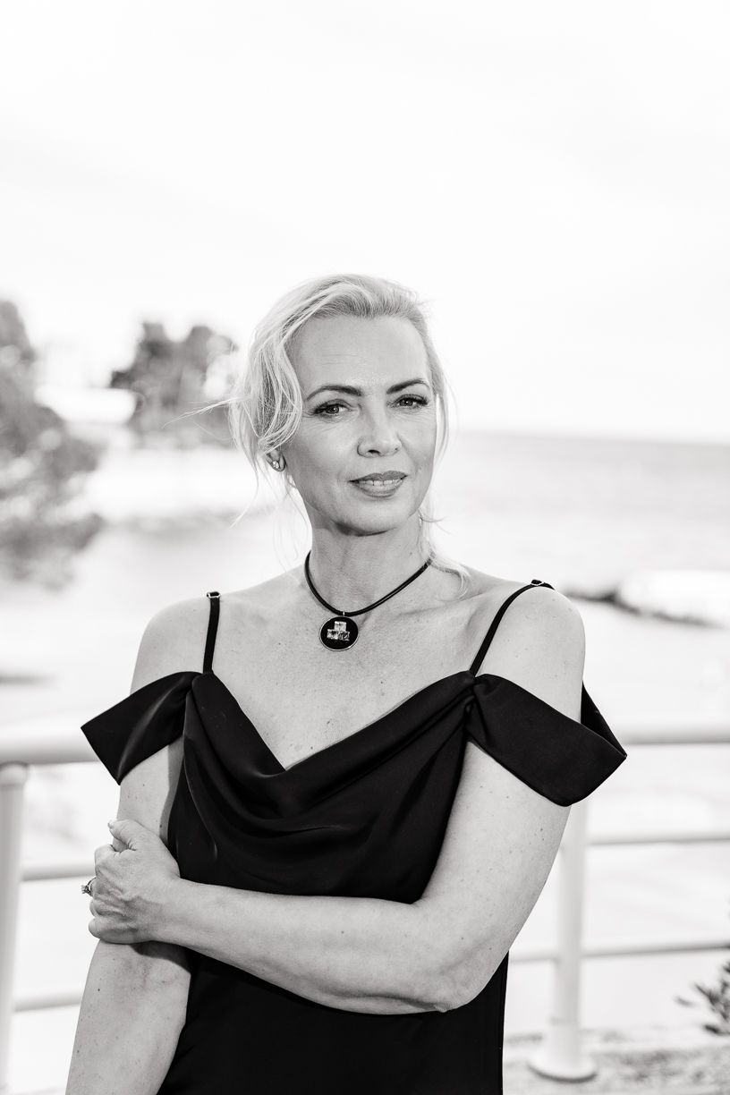 Karina Manuzina / karinamanuzina · photo 283