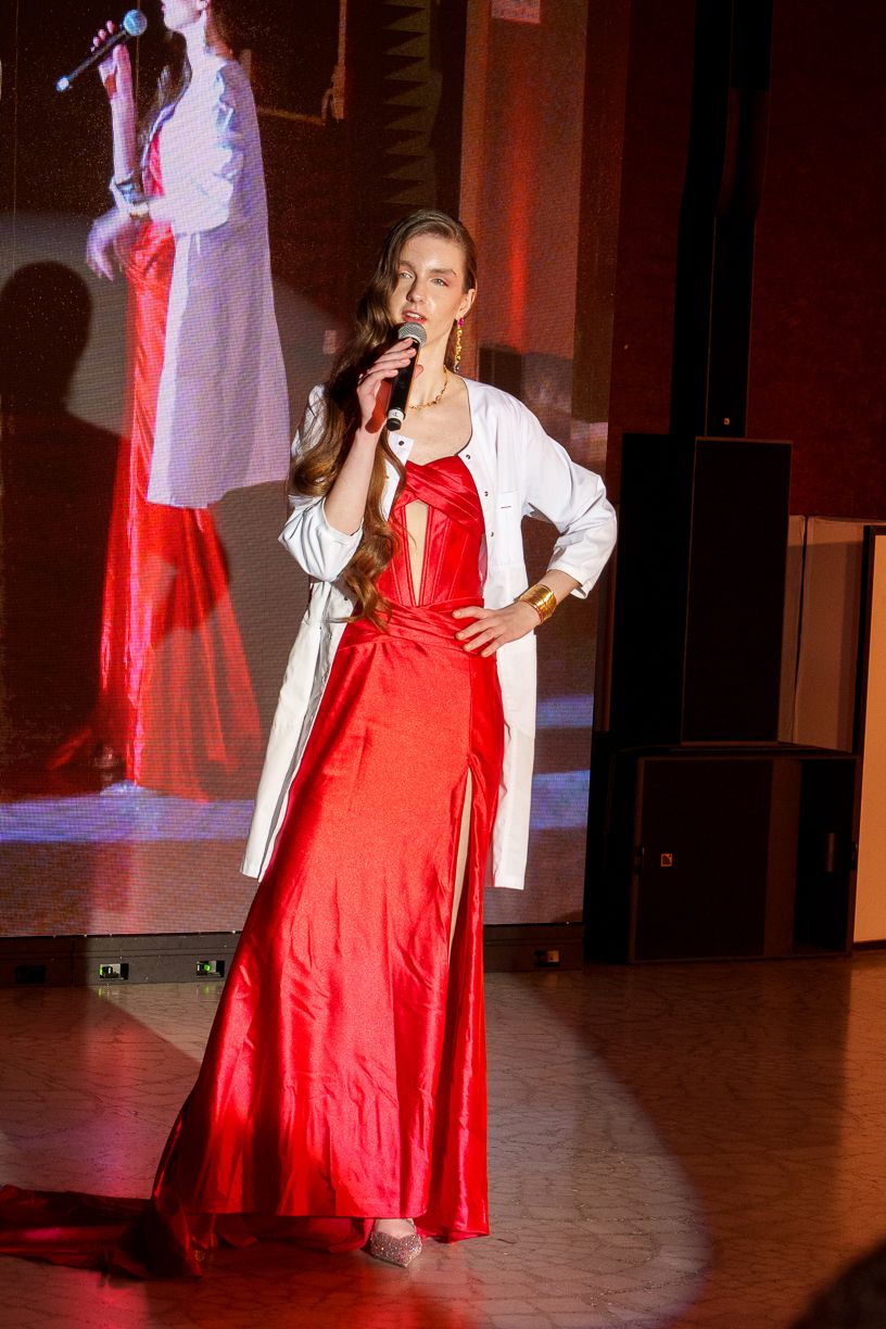 Karina Manuzina / karinamanuzina · photo 295