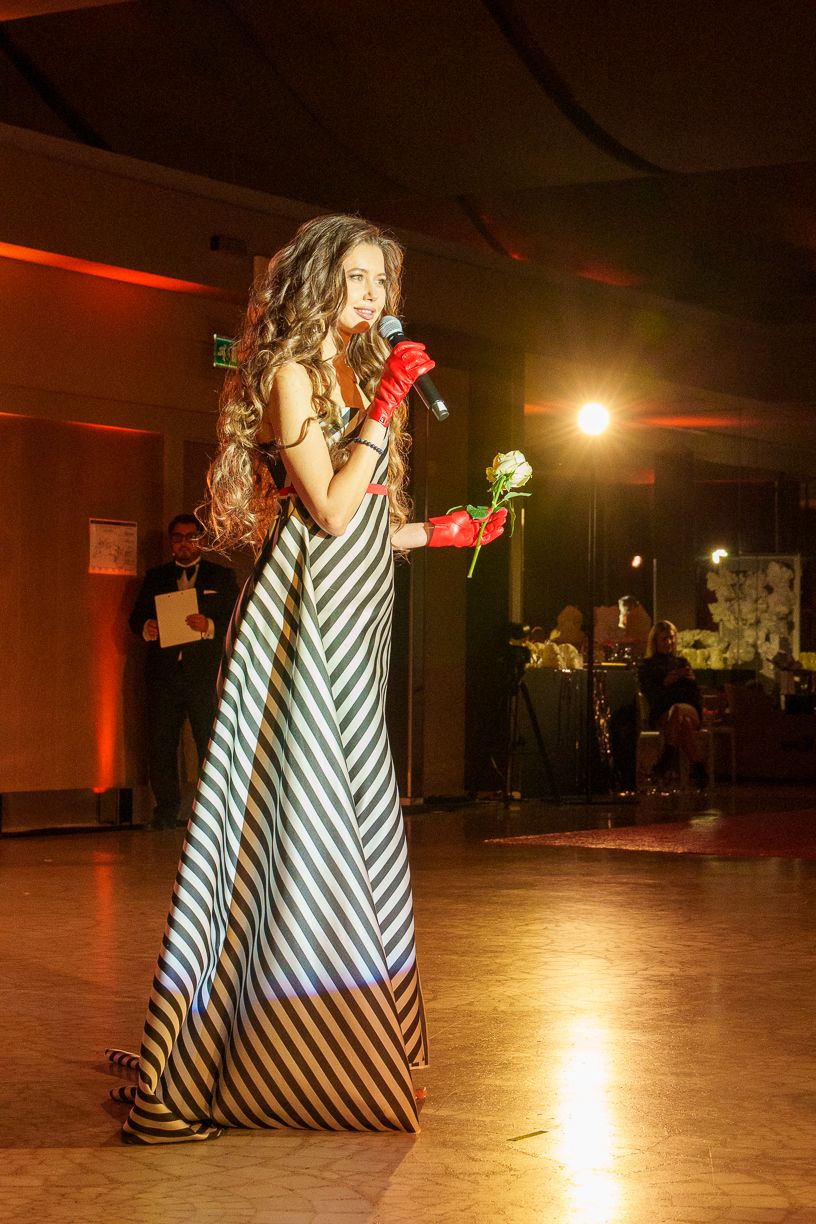 Karina Manuzina / karinamanuzina · photo 303