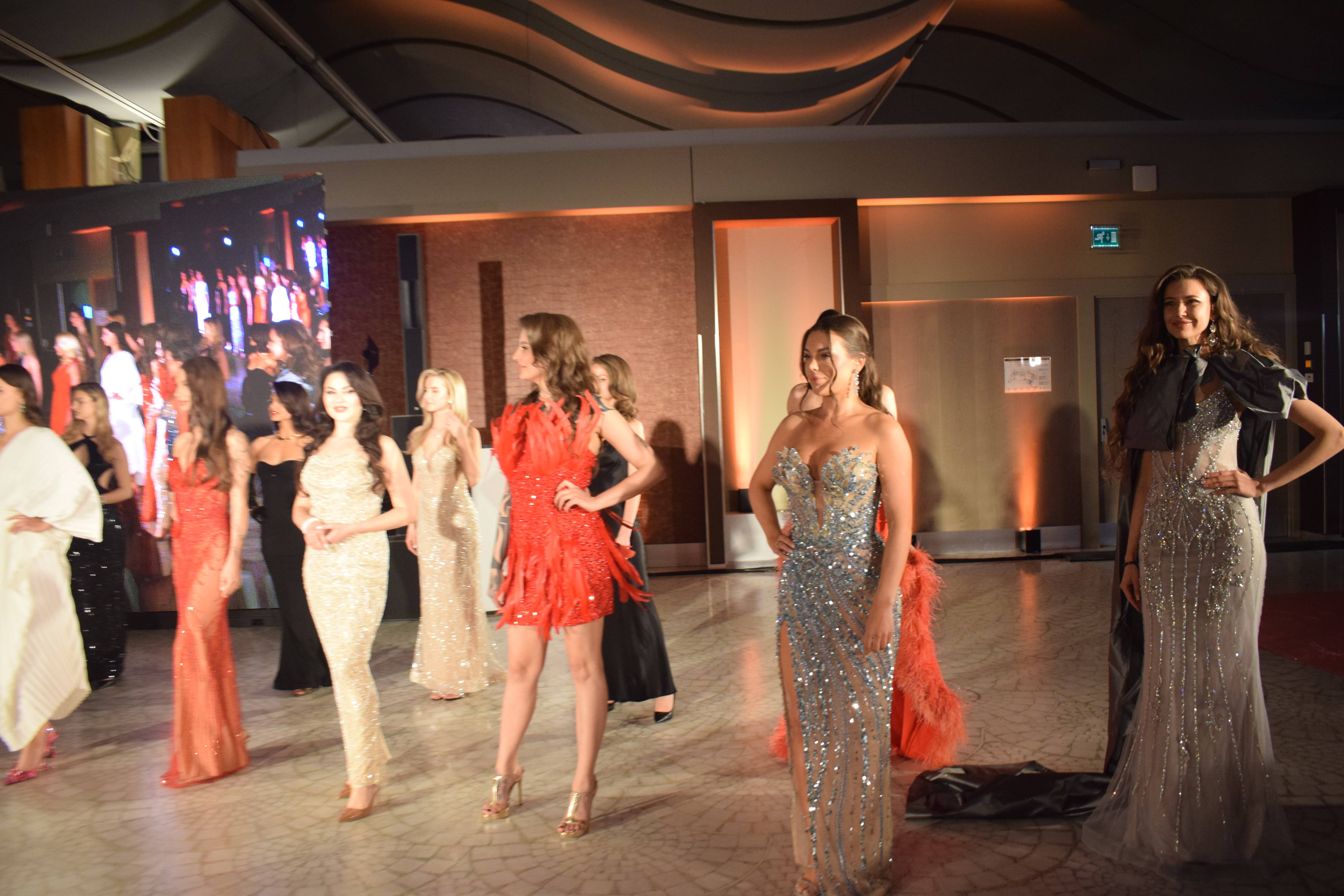 Vika Muronuk / vika_muronuk · photo 37