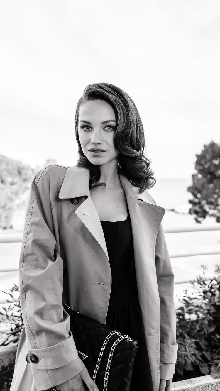 Karina Manuzina / karinamanuzina · photo 383
